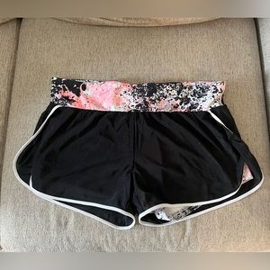 REDUCED PRICE Fabletics size L athletic shorts